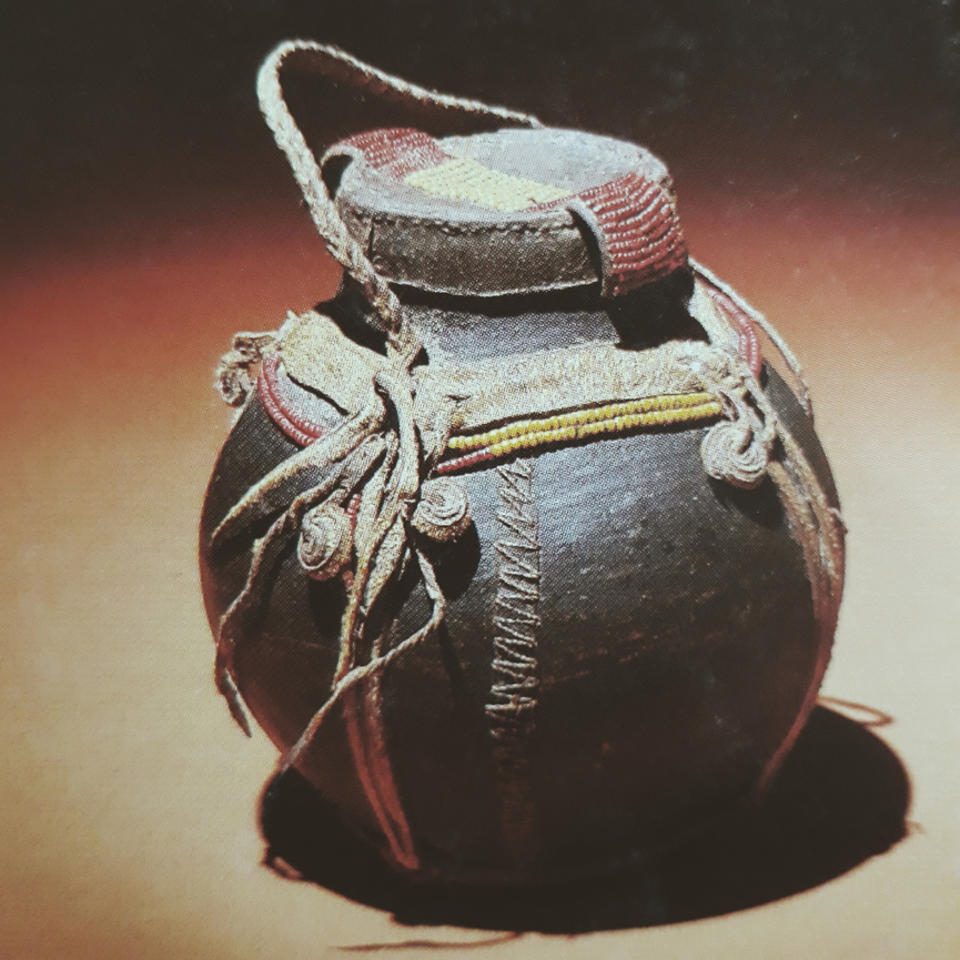 A Turkana fat container